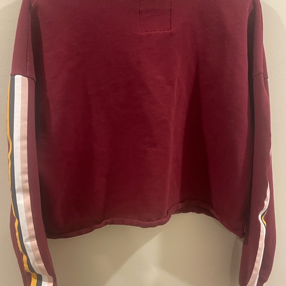 Hollister Cropped Red Striped Sweatshirt Women’s Sz L - Picture 6 of 6